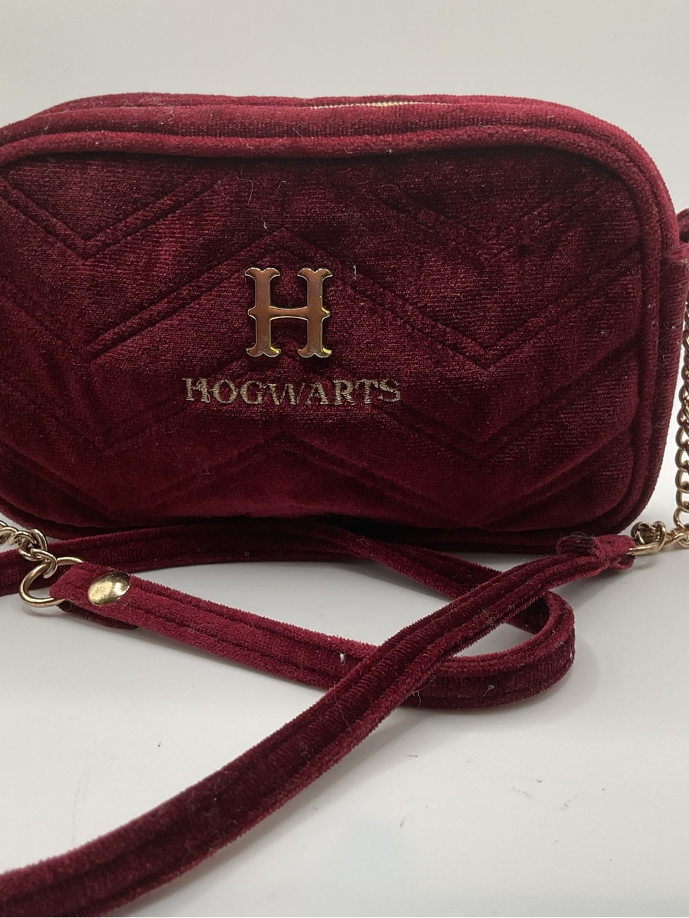 H&M-Harry Potter Collaboration Burgundy Velvet Hogwarts Mini Shoulder Bag